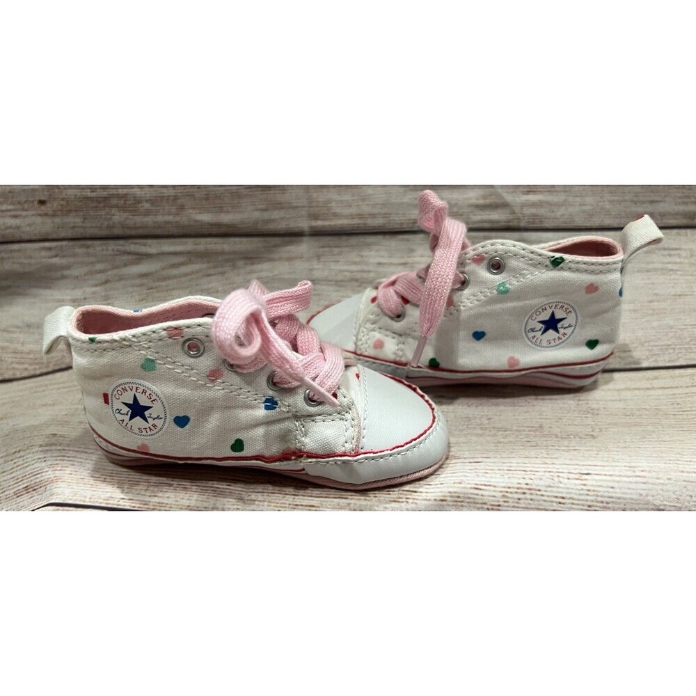 Chuck Taylor All Star Baby Girks Hearts Easy On Sneakers Size 4